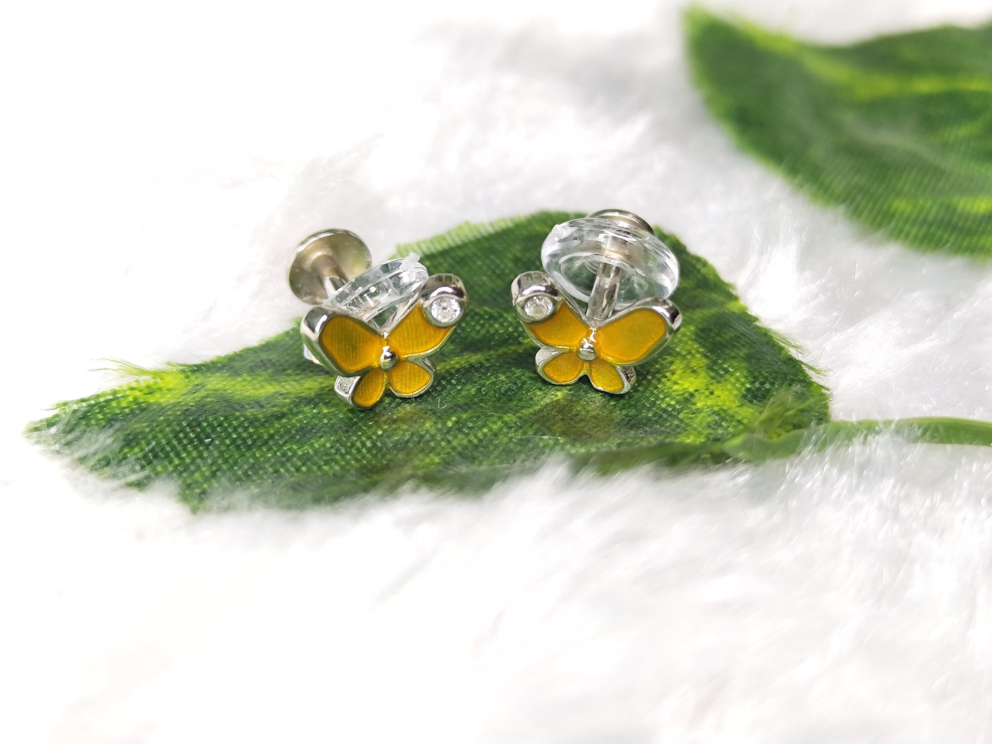 Silver Stud - 007