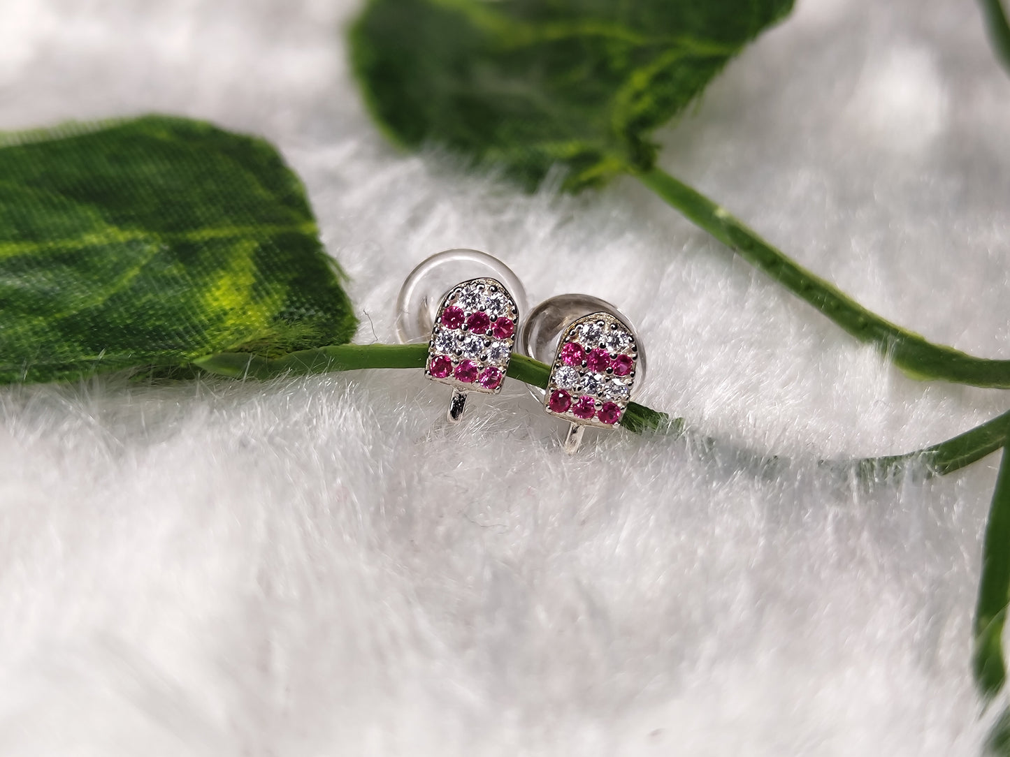 Silver Stud - 023