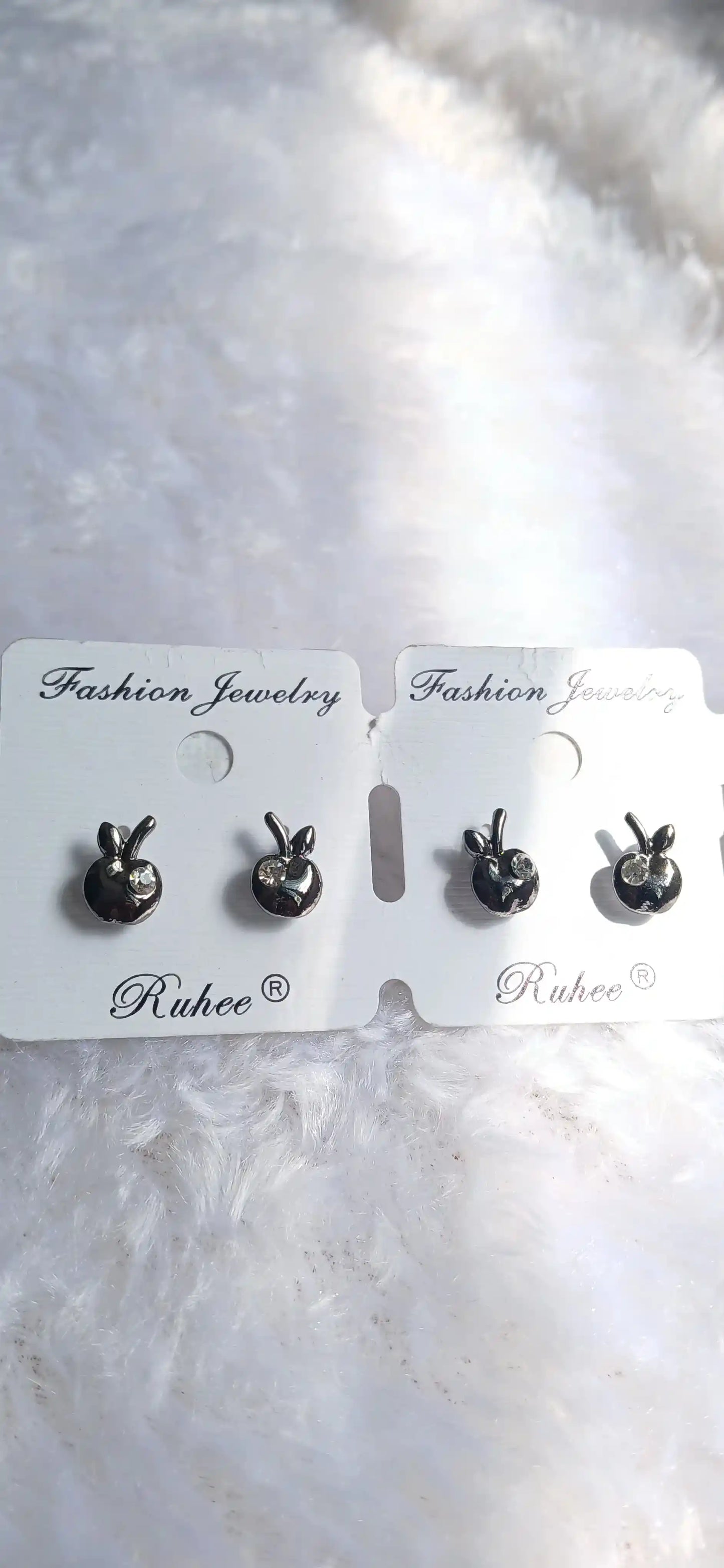 Apple Stud