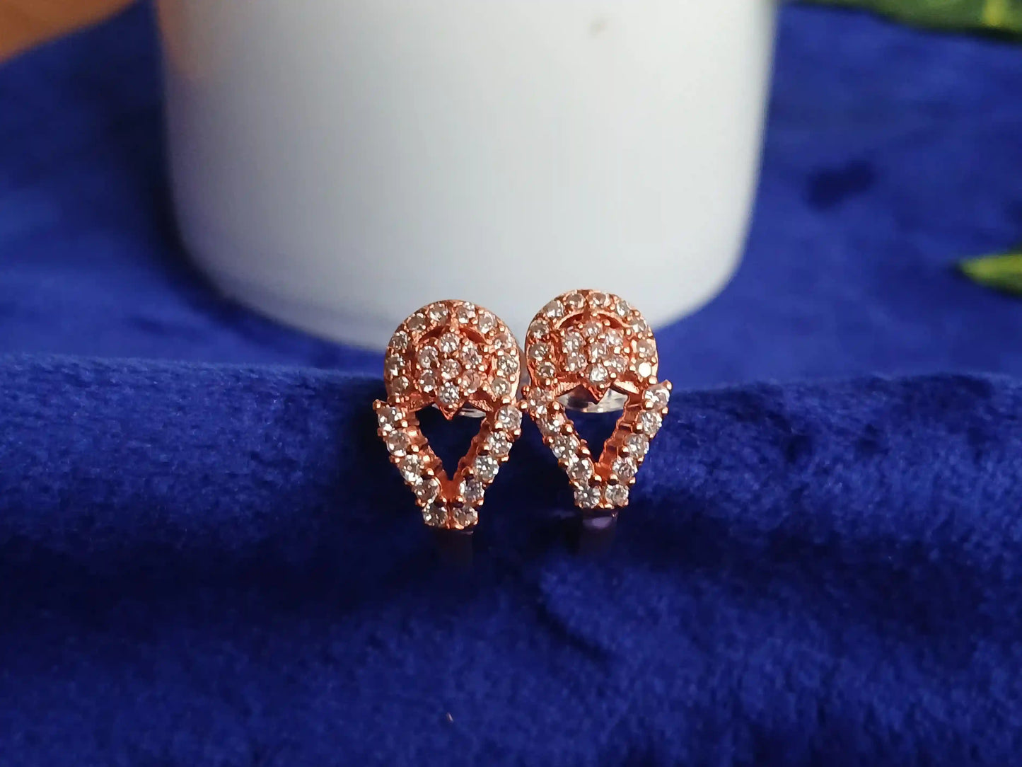 Rose Gold Earring - 010