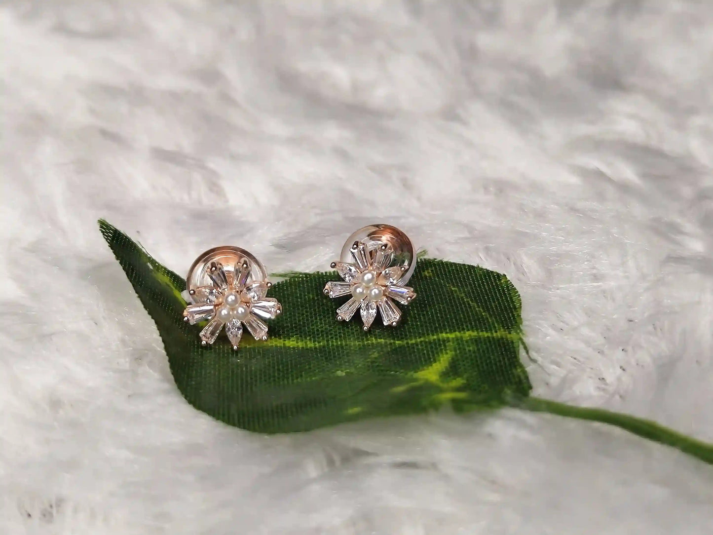 Rose Gold Earring - 040