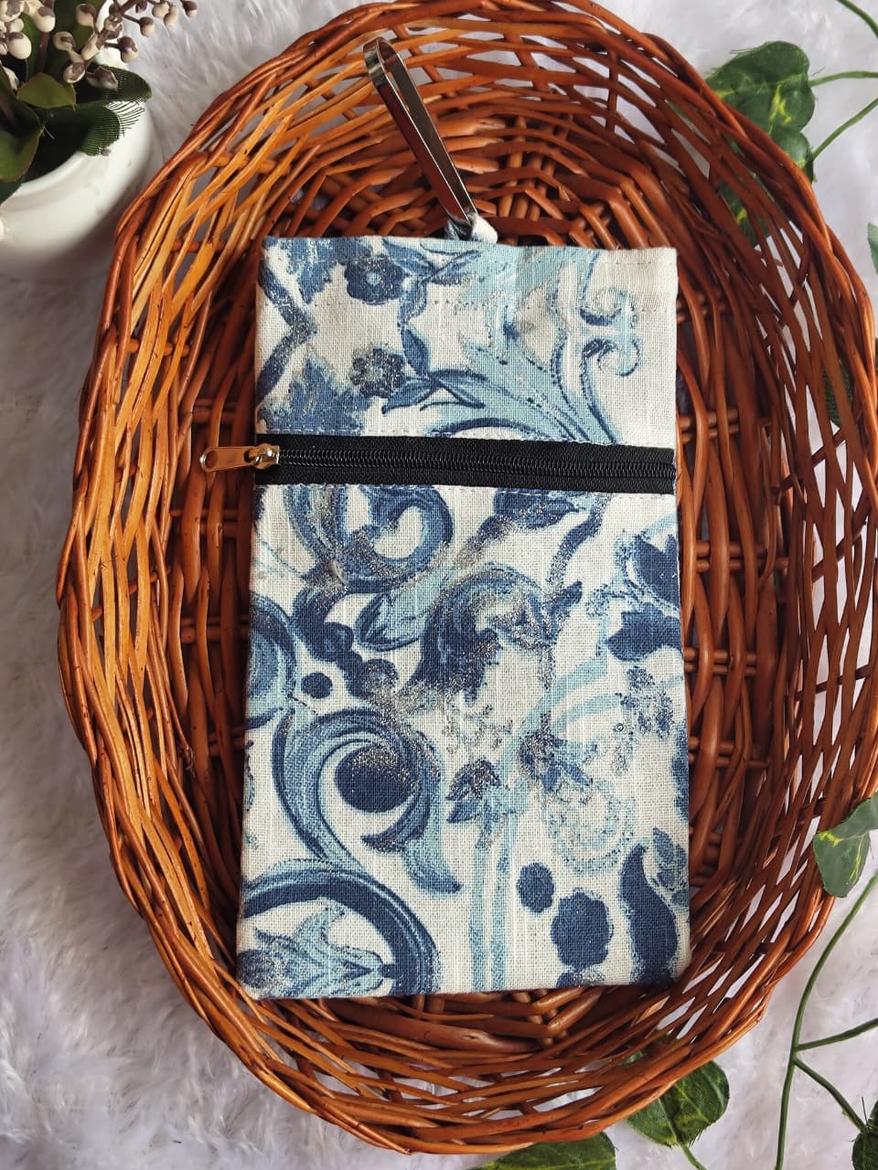 Saree Pouch