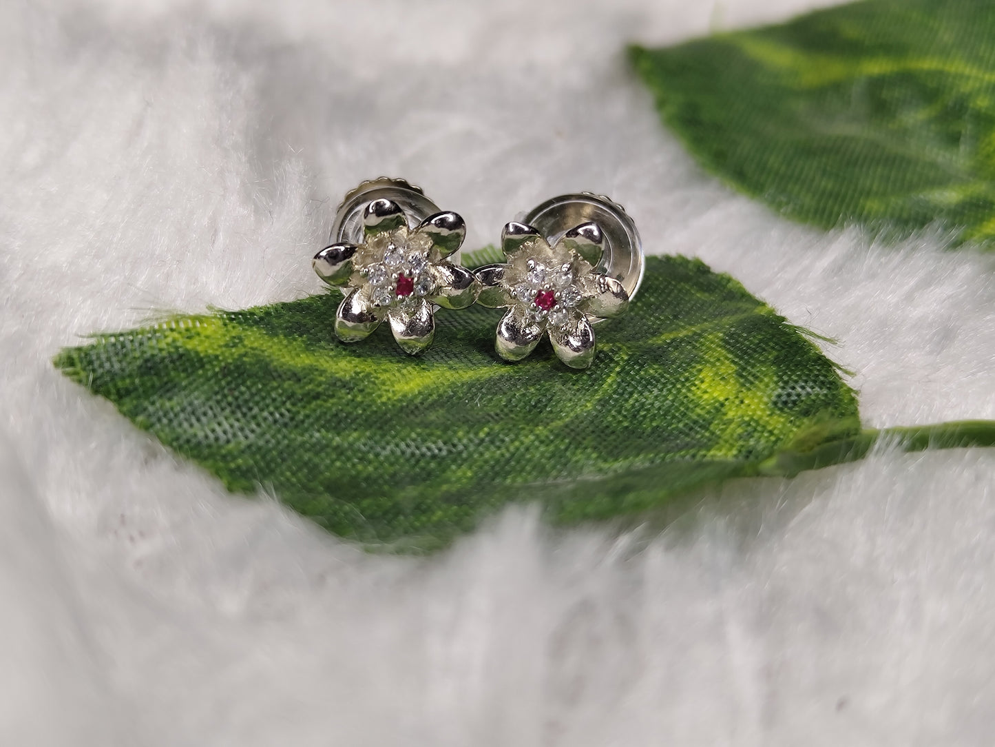 Silver Stud - 024
