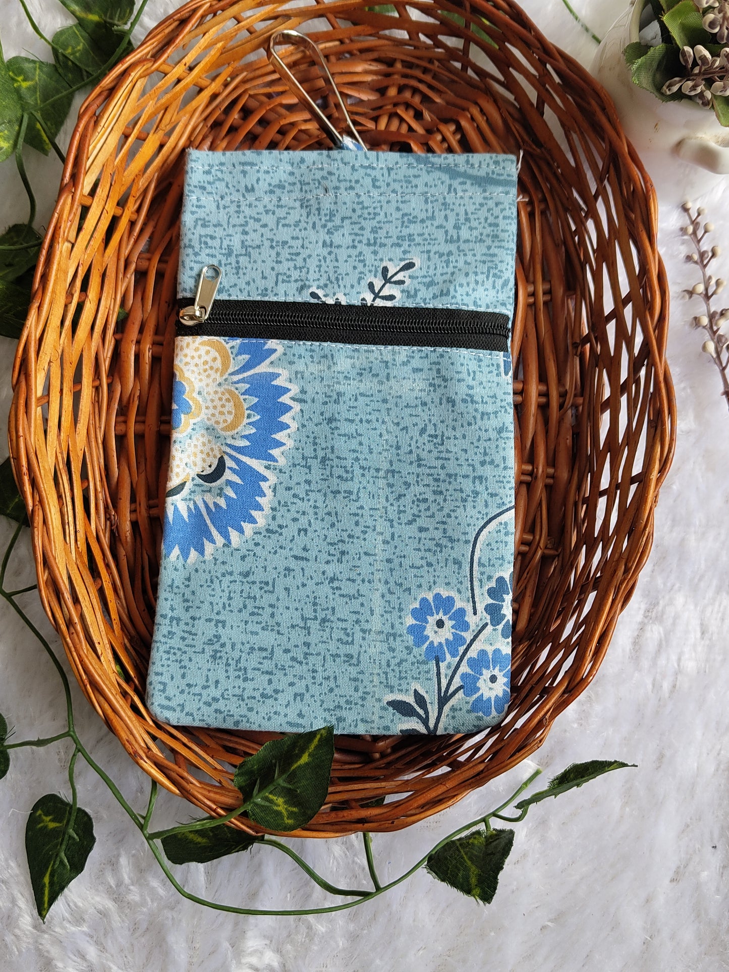 Saree Pouch