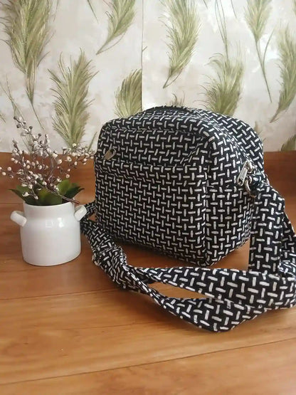3 Zip & Box Sling Bag