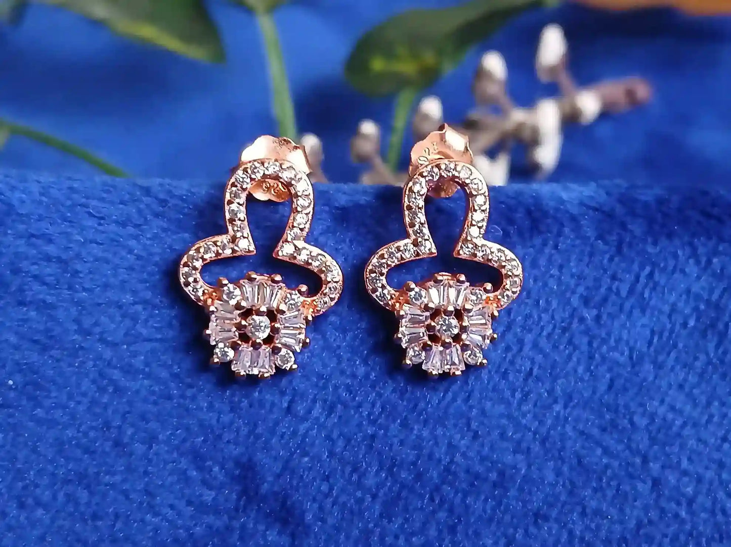 Rose Gold Earring - 003