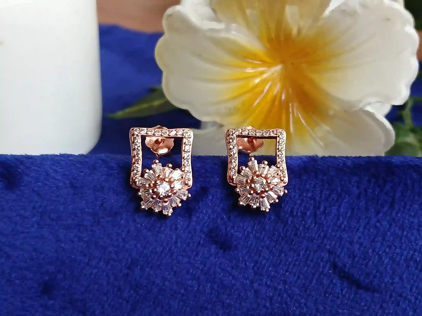 Rose Gold Earring - 008