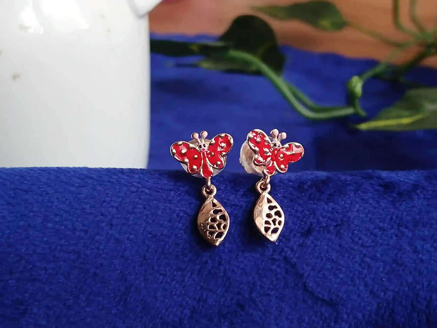 Rose Gold Earring - 011