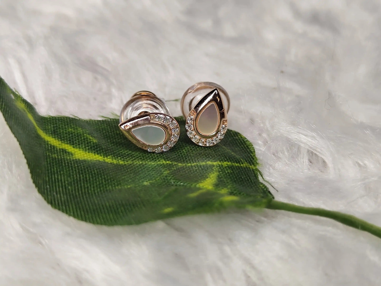 Rose Gold Earring - 021